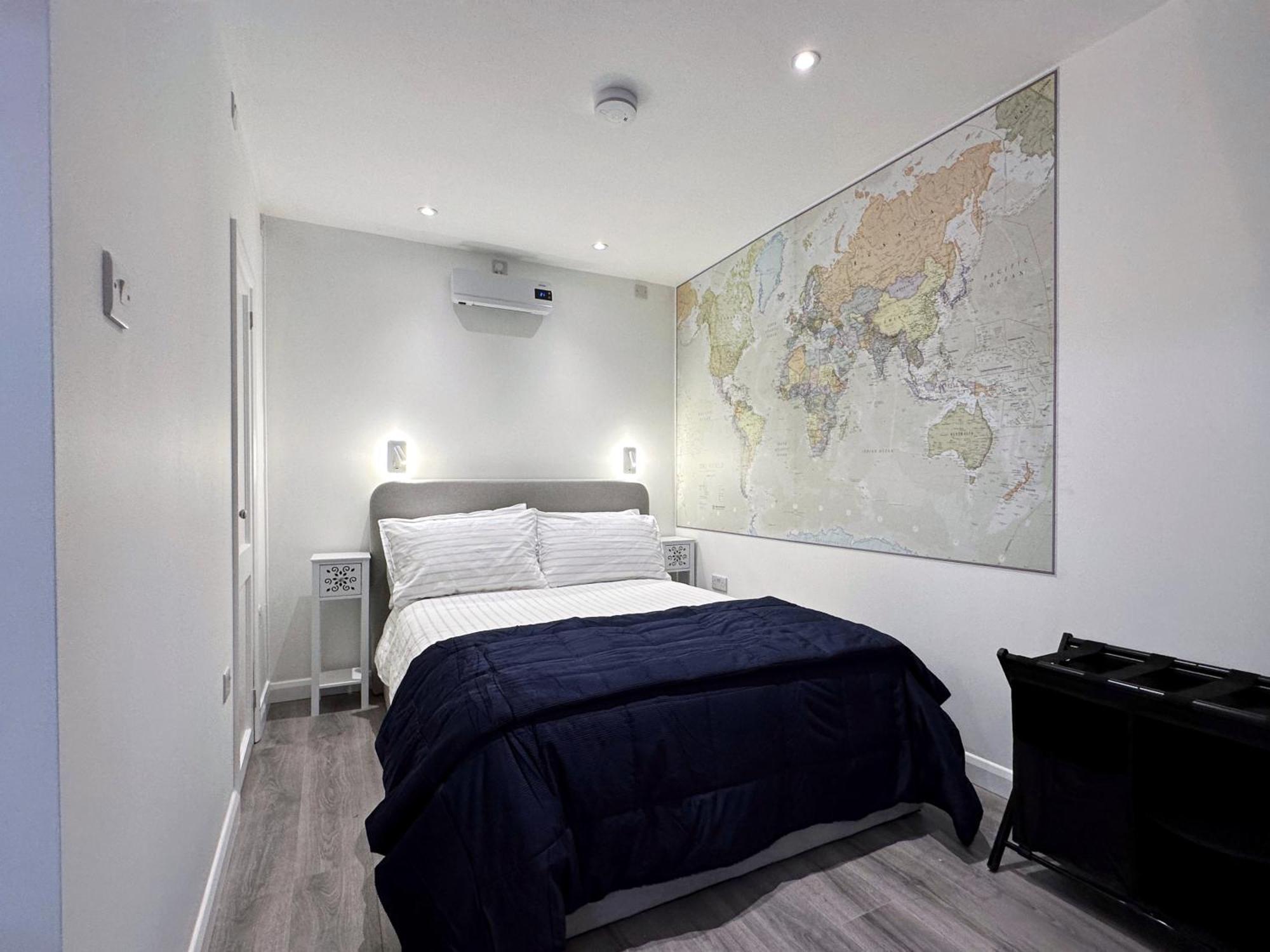 Kensington Studio Hosted By Airoperate Near Notting Hill - 1 Double Bed , 1 Sofa Bed, Ground Floor Apartment Via Private Entrance London Bagian luar foto